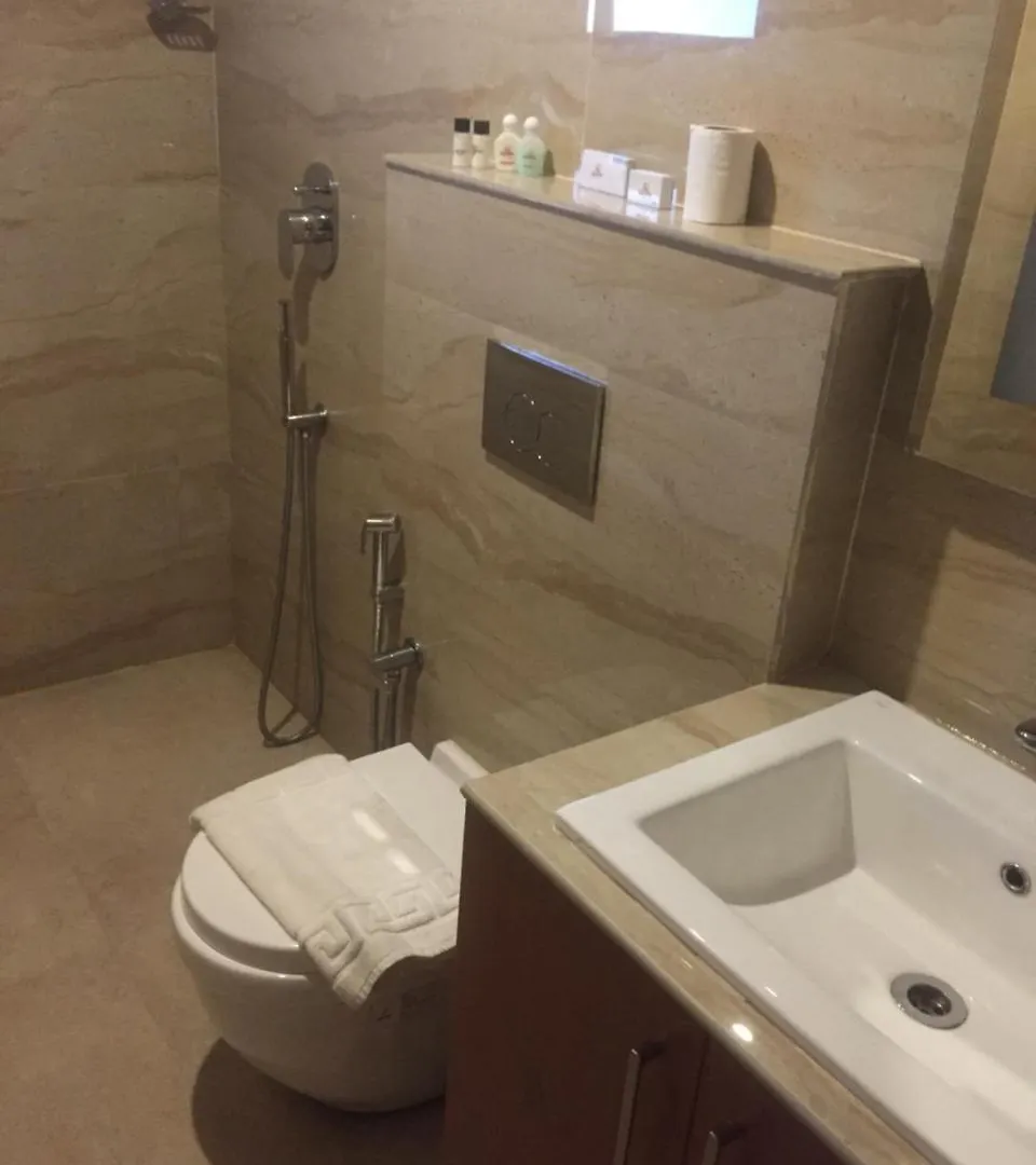 The Garuda Express Hotel Thrissur